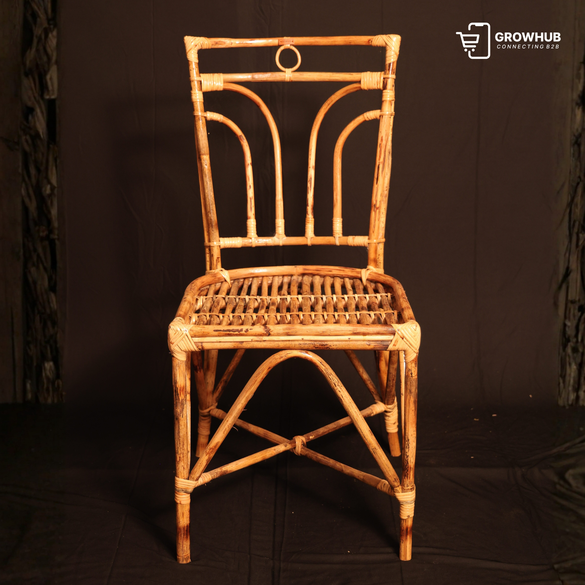 LOOPBACK RATTAN CHAIR