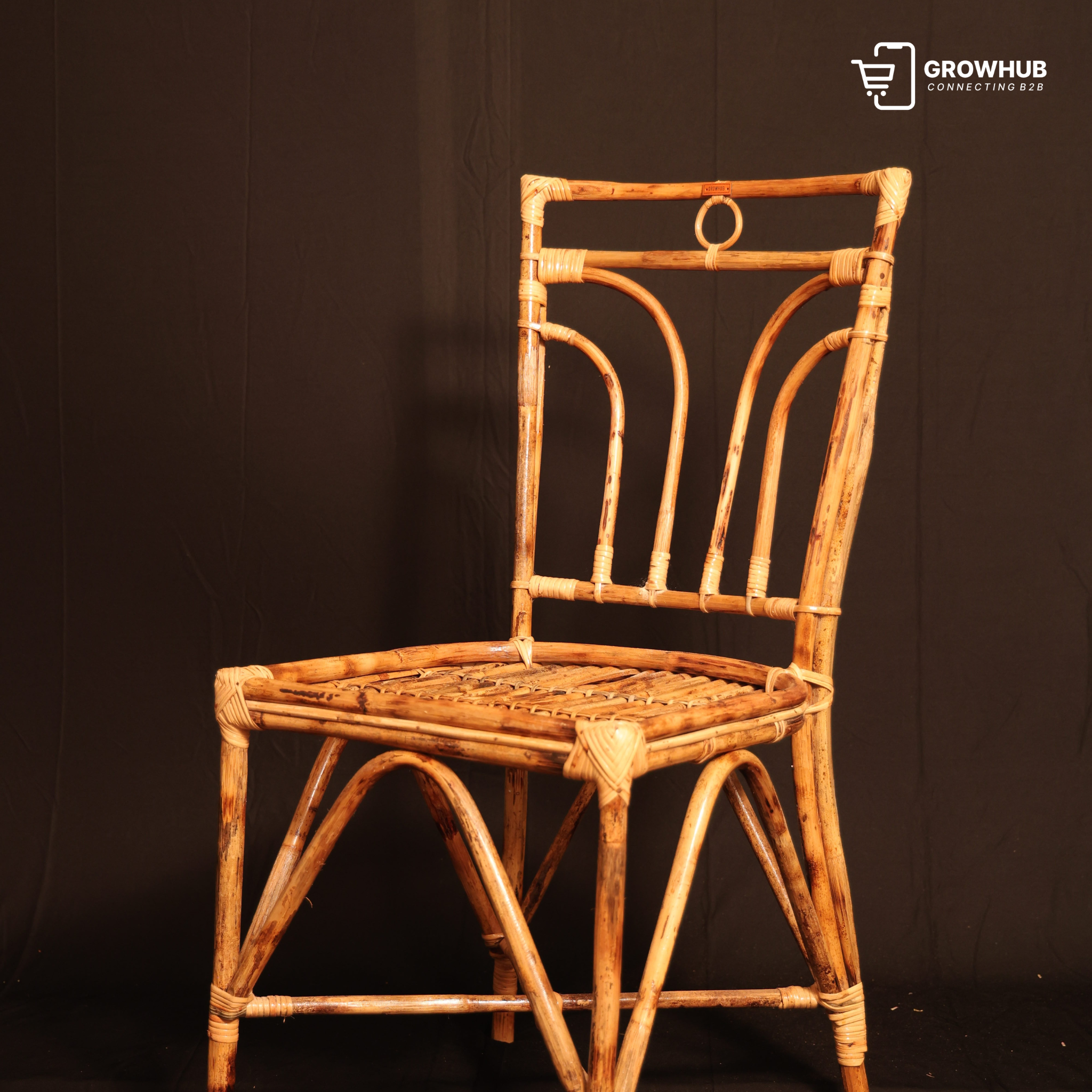 LOOPBACK RATTAN CHAIR