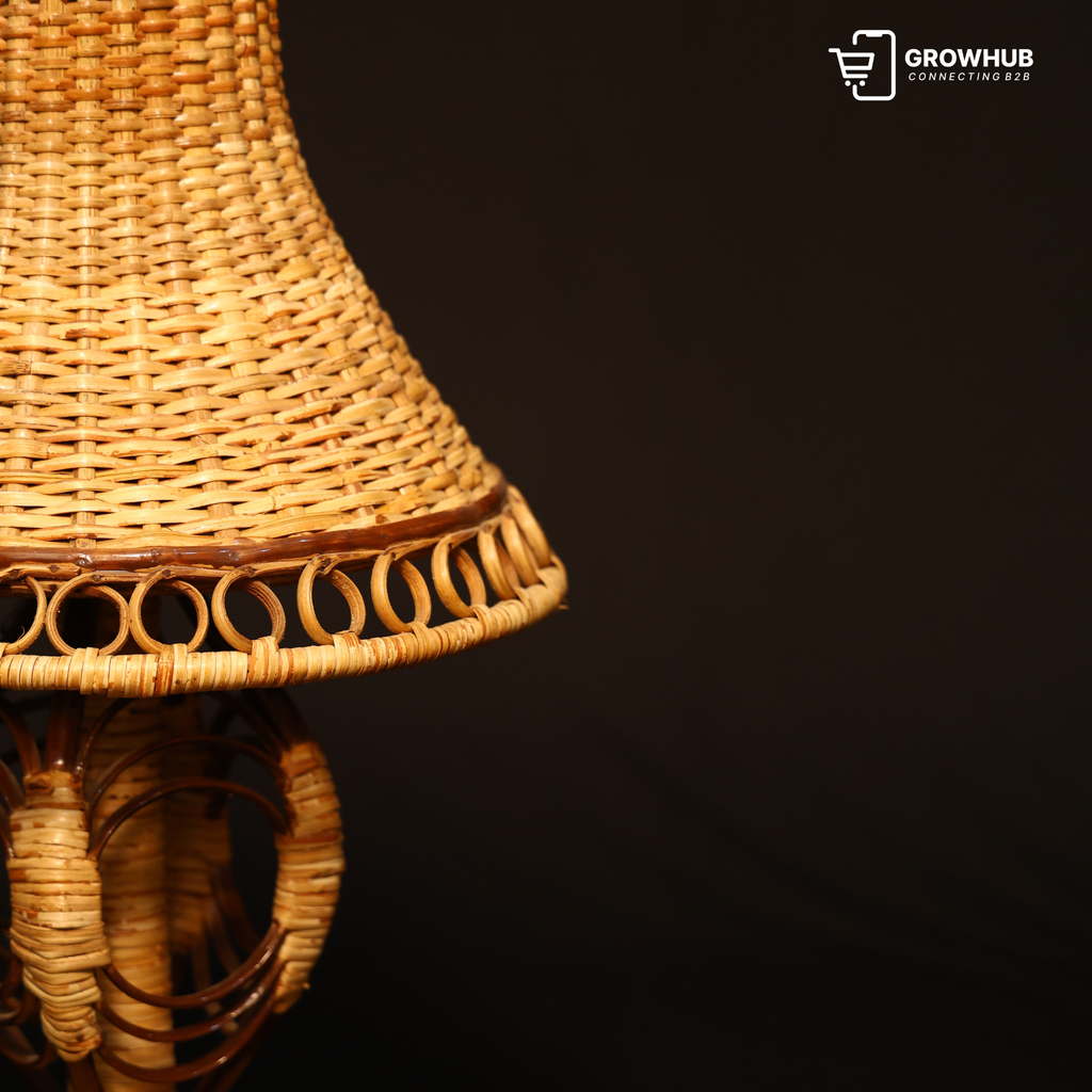 HANDCRAFTED CANE & BAMBOO TABLE LAMP