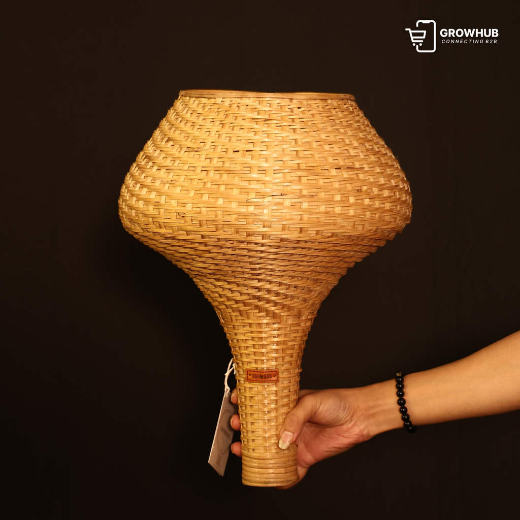 GOLDEN WOVEN ELEGANCE HANGING LIGHT