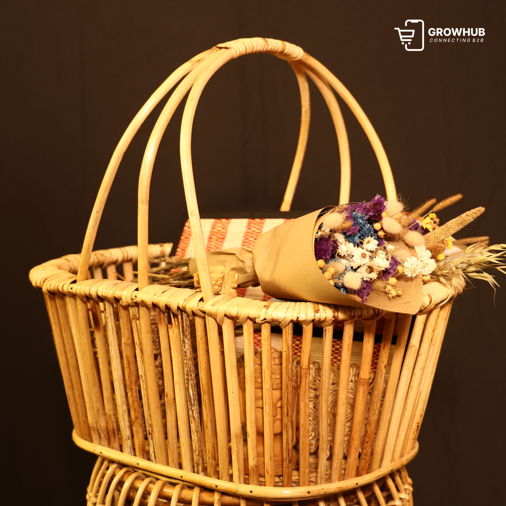 THE COASTAL OPEN WEAVE BASKET
