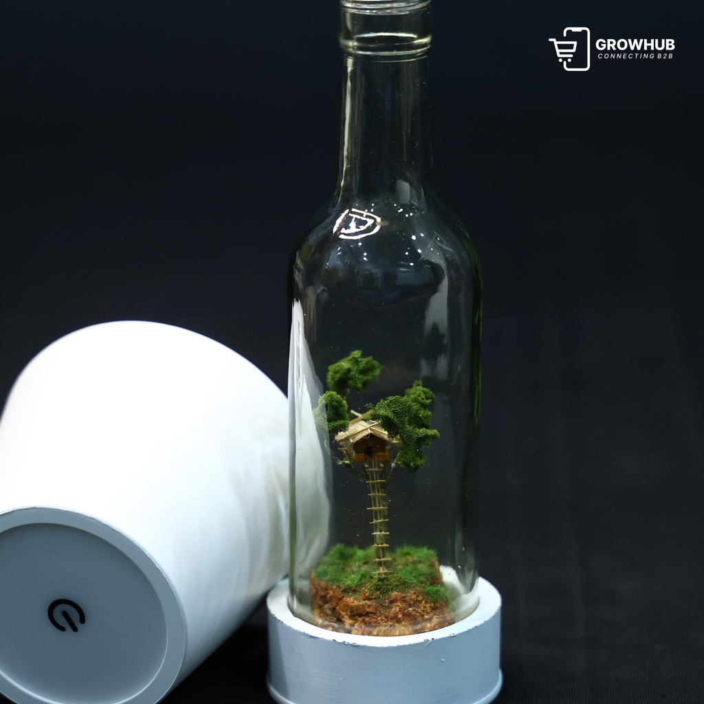 TREEHOUSE TERRARIUM BOTTLE LAMP