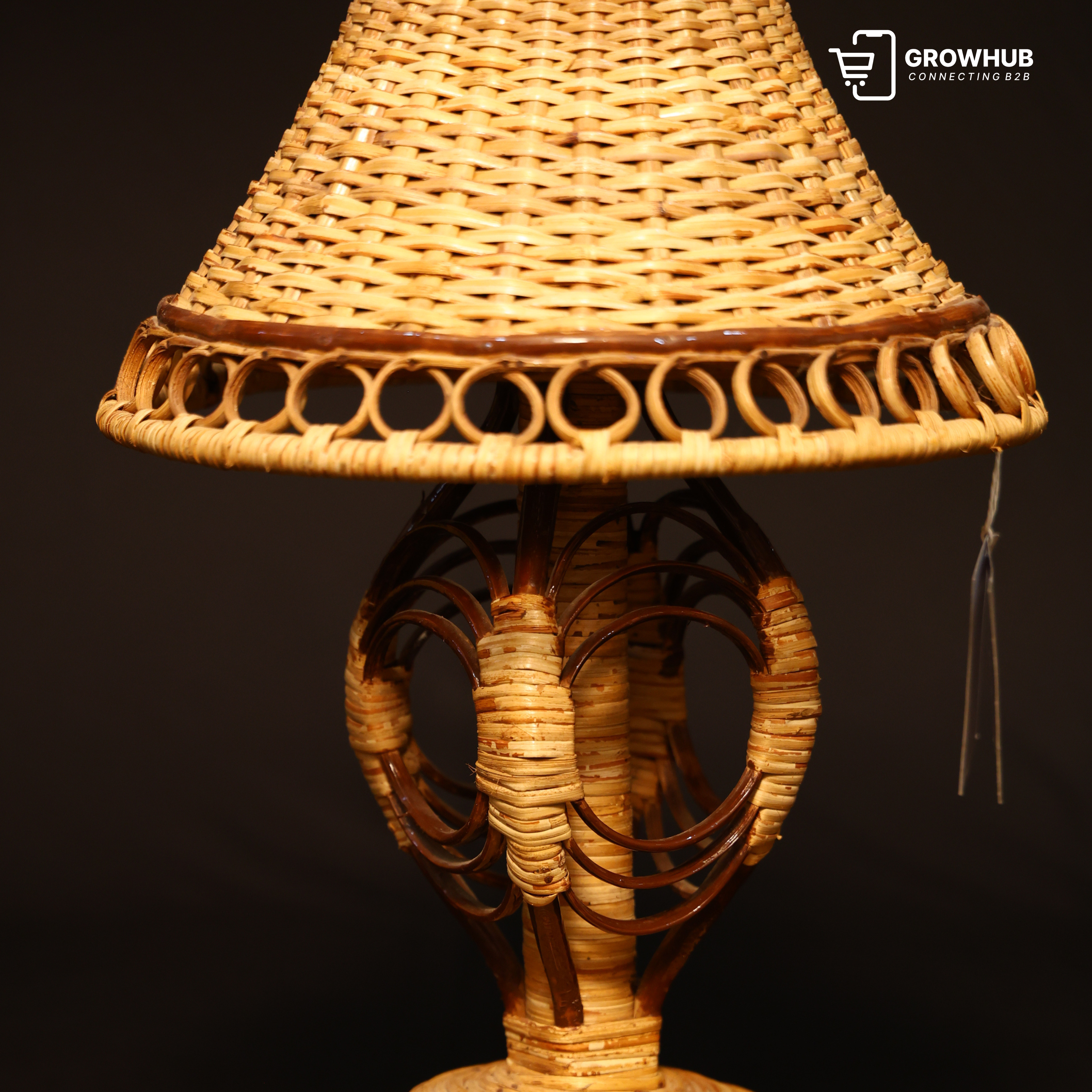 HANDCRAFTED CANE & BAMBOO TABLE LAMP