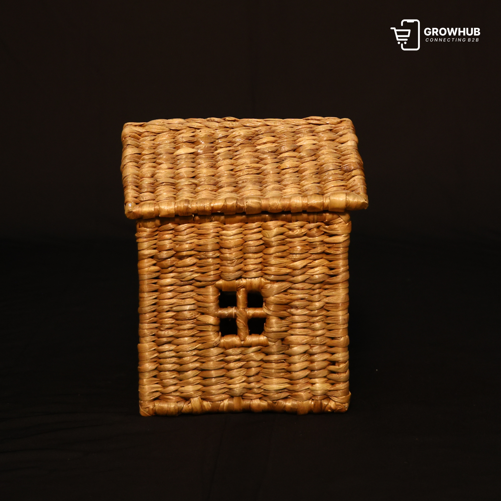 COTTAGE WATER HYACINTH STORAGE BASKET