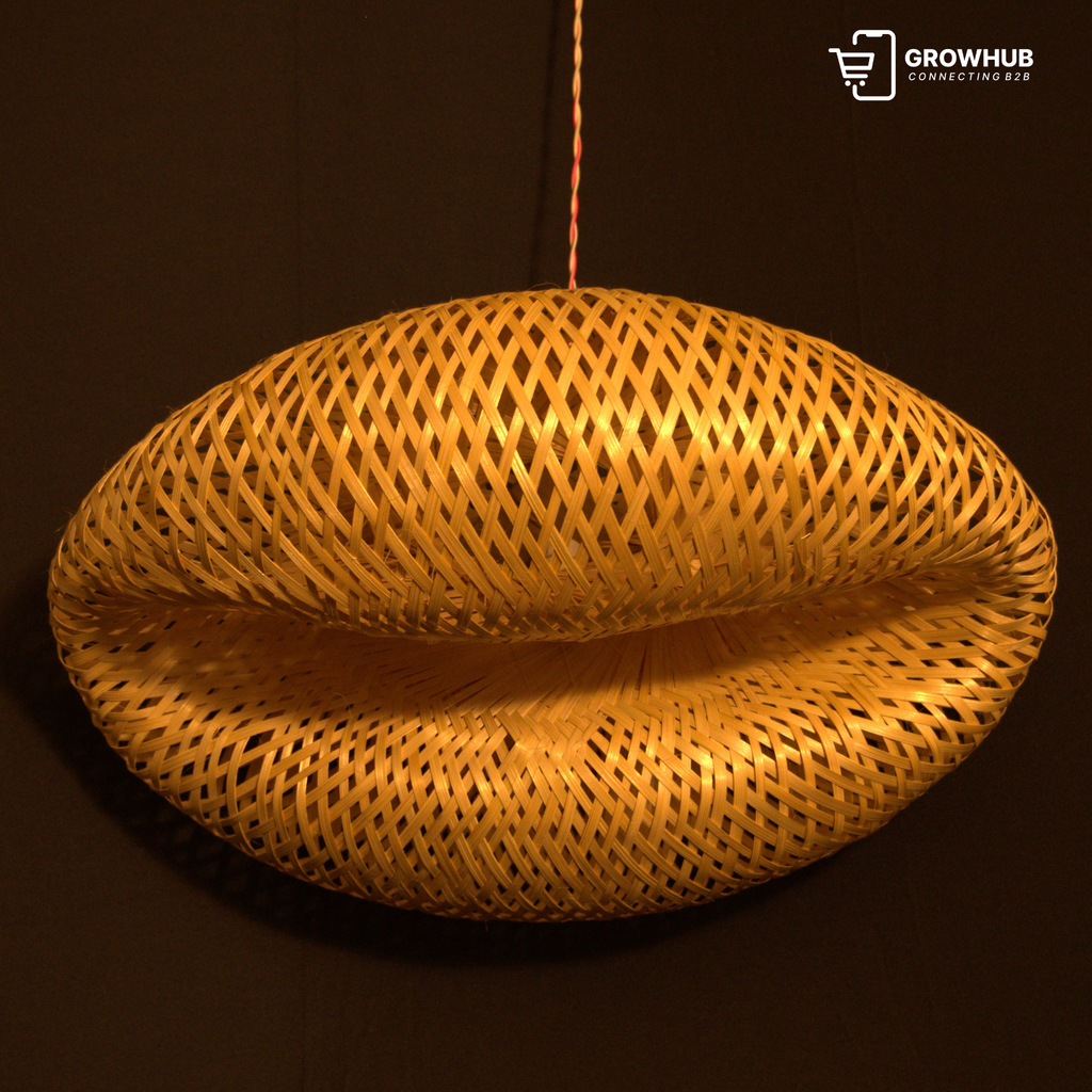 BAMBOO OVAL PENDANT LIGHT
